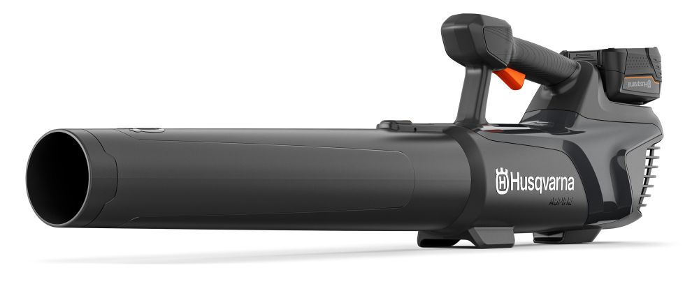 Scheda Articolo: Husqvarna-kit soffiatore batteria e barica batteria 18V - by Bozzetta Andrea & C. Snc. Cavalese - Val di Fiemme Trentino