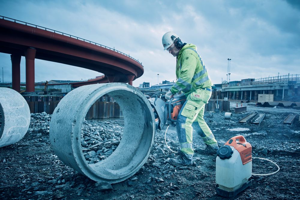 Scheda Articolo: Husqvarna-Husqvarna 1270 - by Bozzetta Andrea & C. Snc. Cavalese - Val di Fiemme Trentino - Vendita ed assistenza